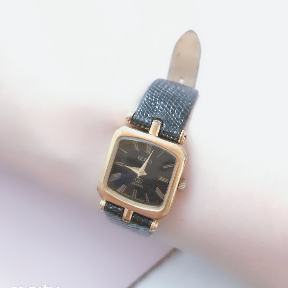VINTAGE GUCCI WATCH ♥️♥️💋💋